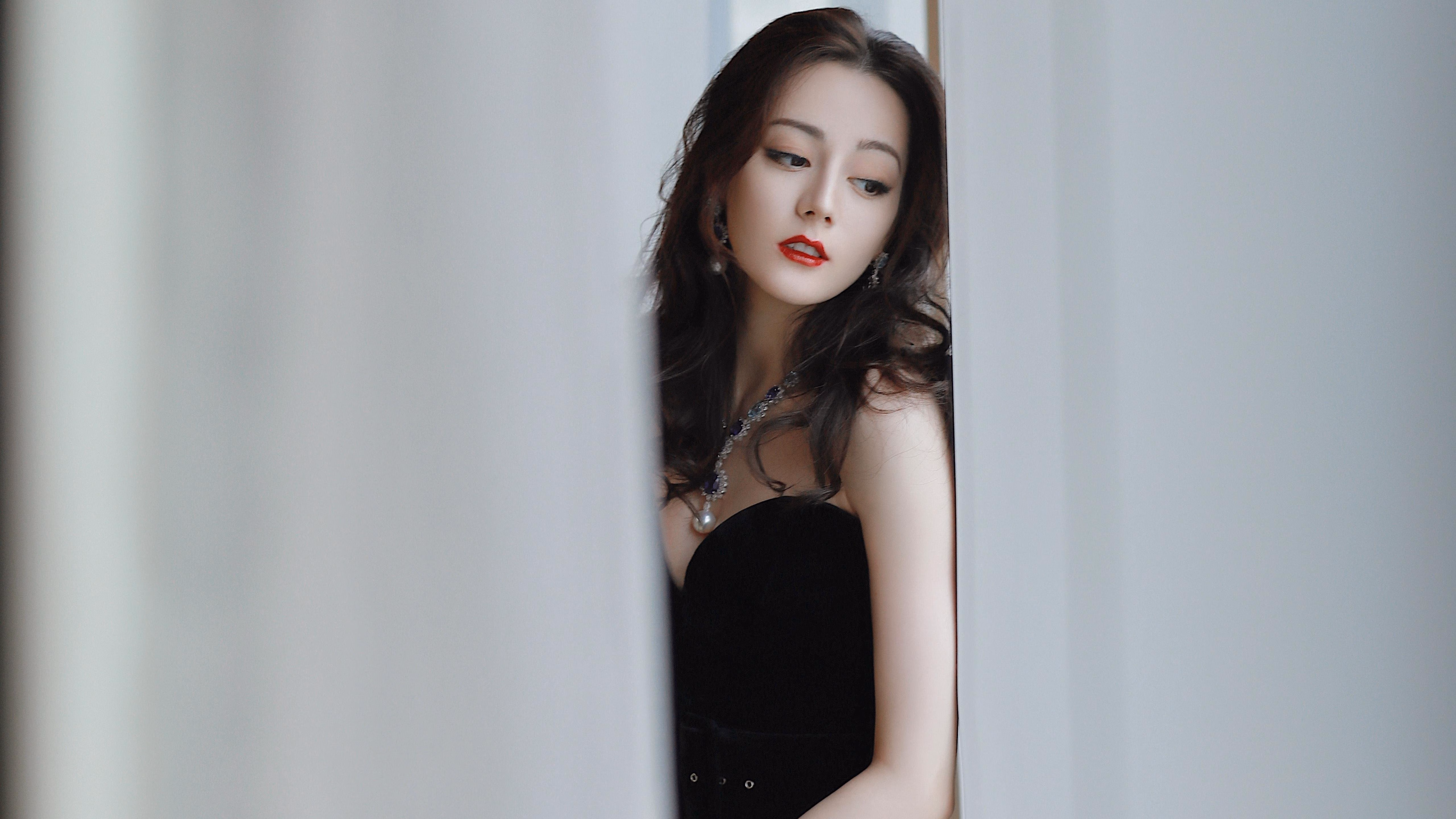 爱游戏-中国香港队的未来发展：如何通过国际化战略走向世界，香港队伍